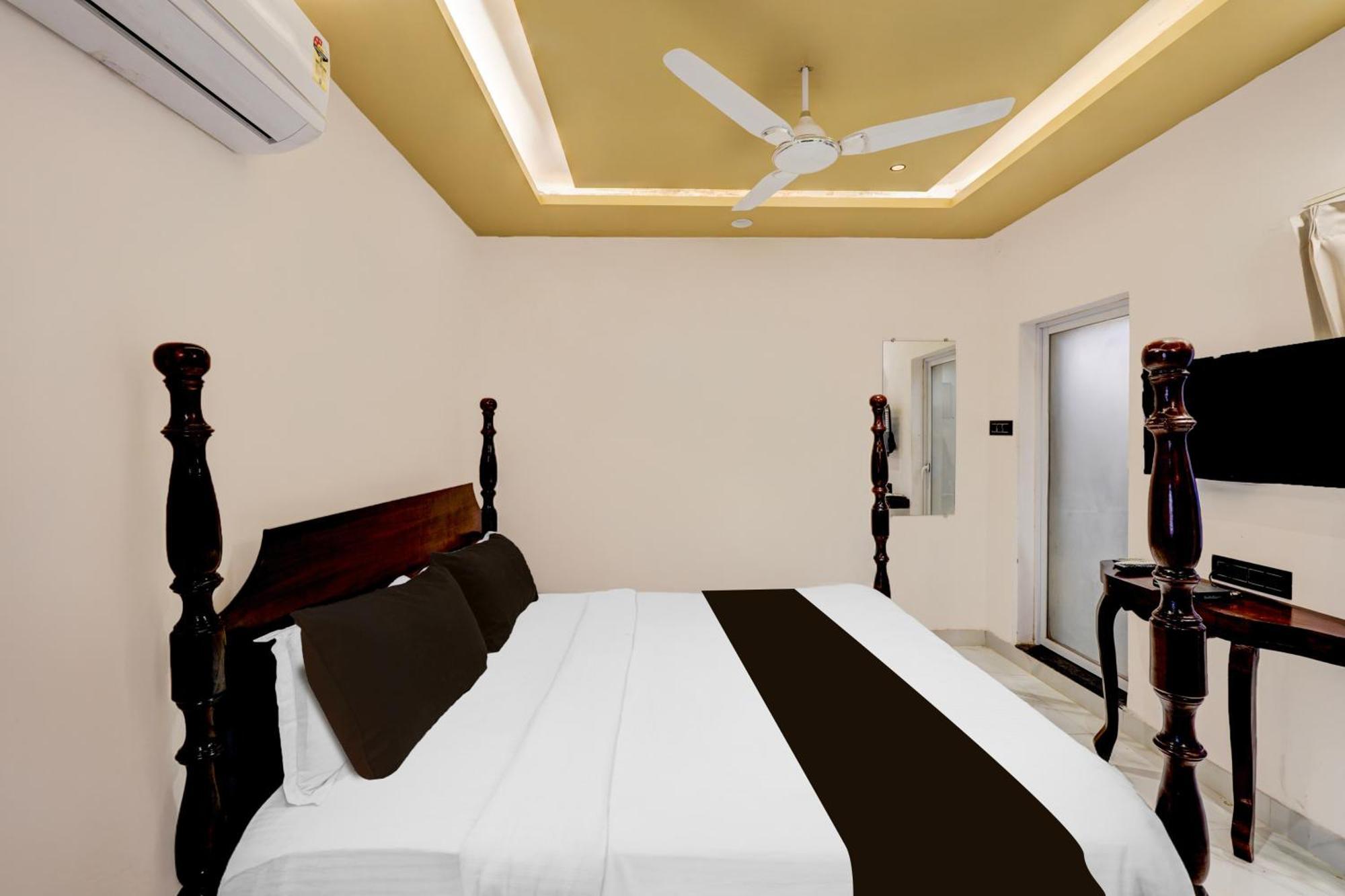 O N Hill View Hotel Udaipur